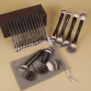 Created for your perfect makeup look! 🌟 [50-Piece Multi-functional Soft Makeup Brush Set] Unlock every exquisite detail with one box! ✨